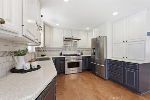 Tiny photo for 904 Knob Hill Ave, Redondo Beach, CA 90277 (MLS # SB25243936)