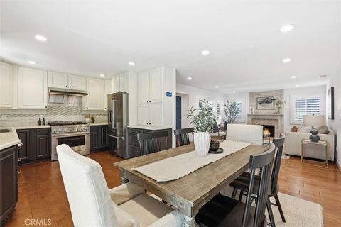 Tiny photo for 904 Knob Hill Ave, Redondo Beach, CA 90277 (MLS # SB25243936)