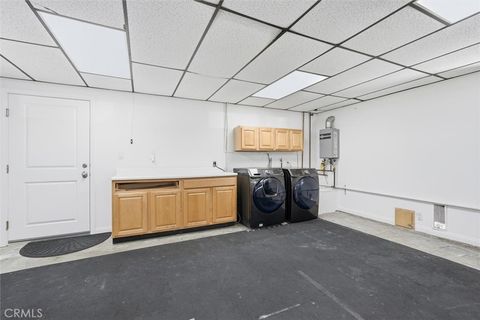 Tiny photo for 904 Knob Hill Ave, Redondo Beach, CA 90277 (MLS # SB25243936)