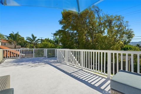 Tiny photo for 904 Knob Hill Ave, Redondo Beach, CA 90277 (MLS # SB25243936)