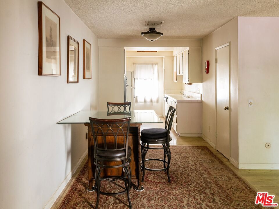 5055 Coldwater Canyon Avenue 114