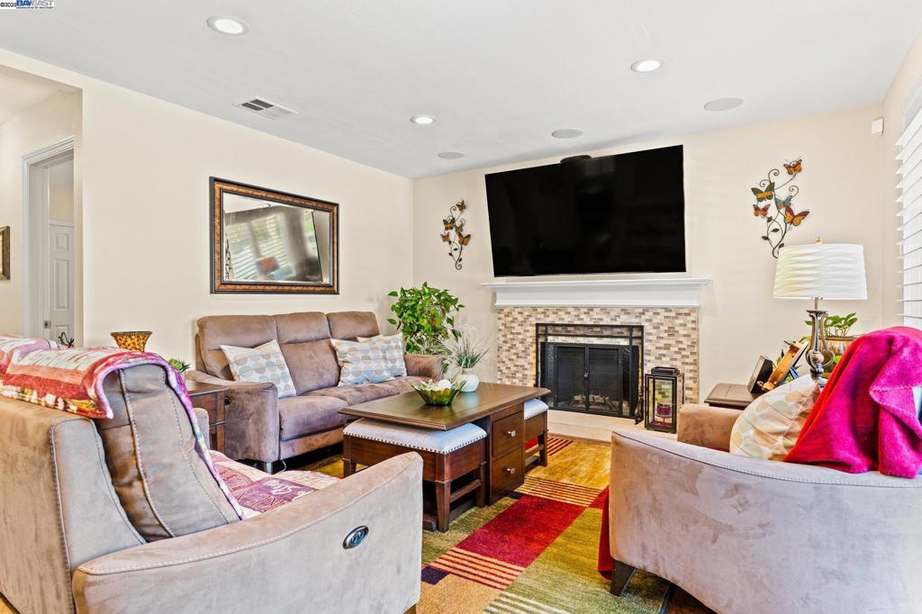 COLLEGE PARK - Residential
