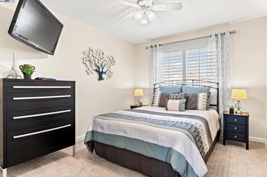 COLLEGE PARK - Residential