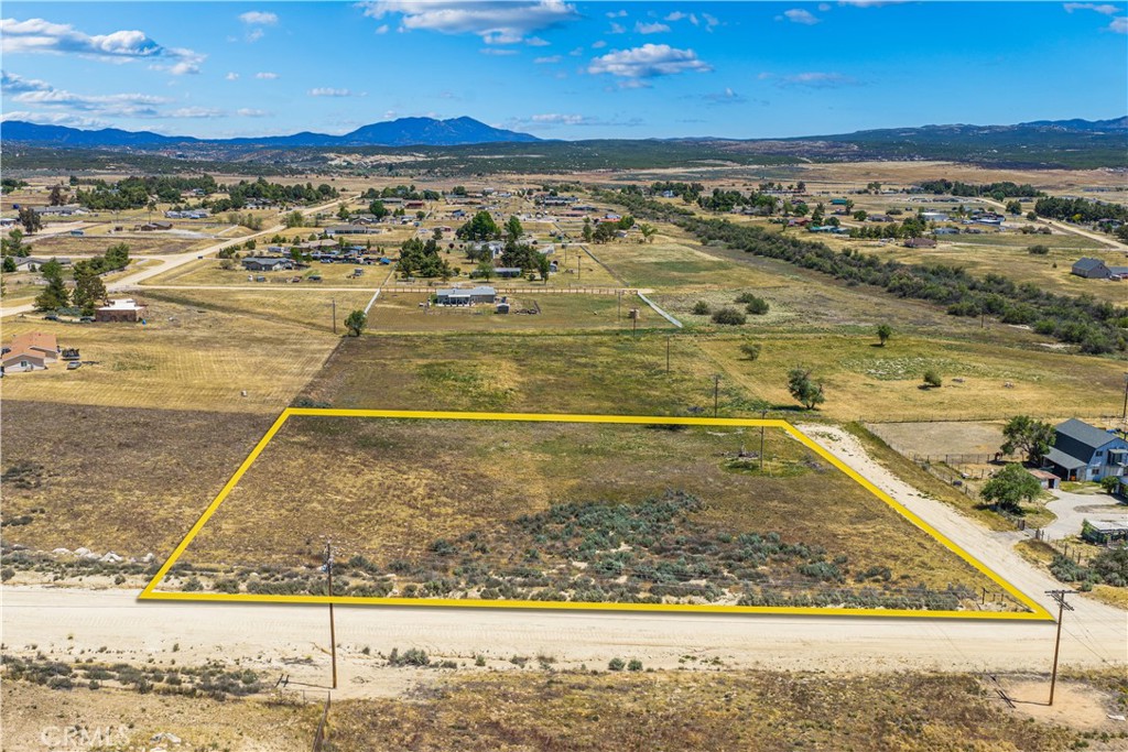 220 Lakeshore Boulevard