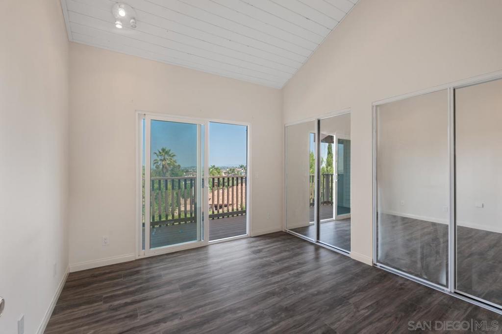 La Costa - Residential Lease