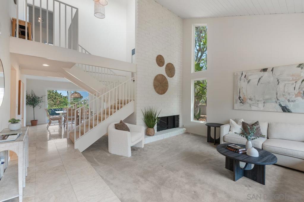 La Costa - Residential Lease