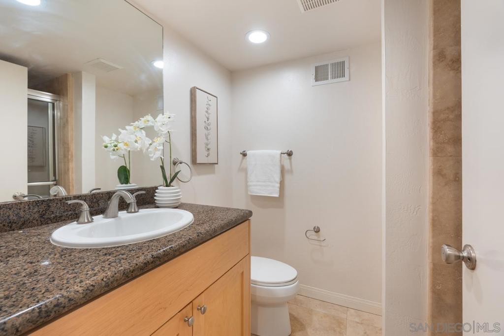La Costa - Residential Lease