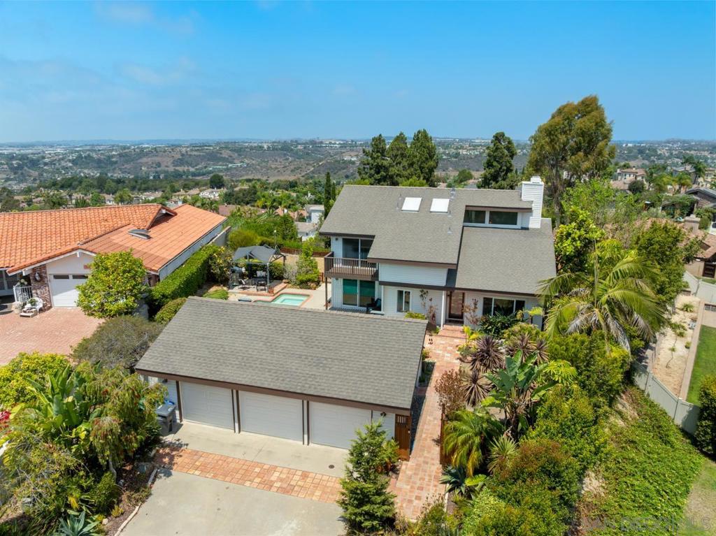 La Costa - Residential Lease