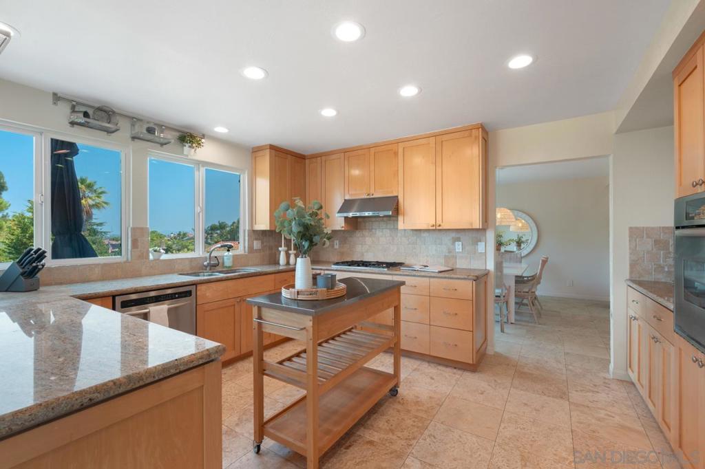 La Costa - Residential Lease