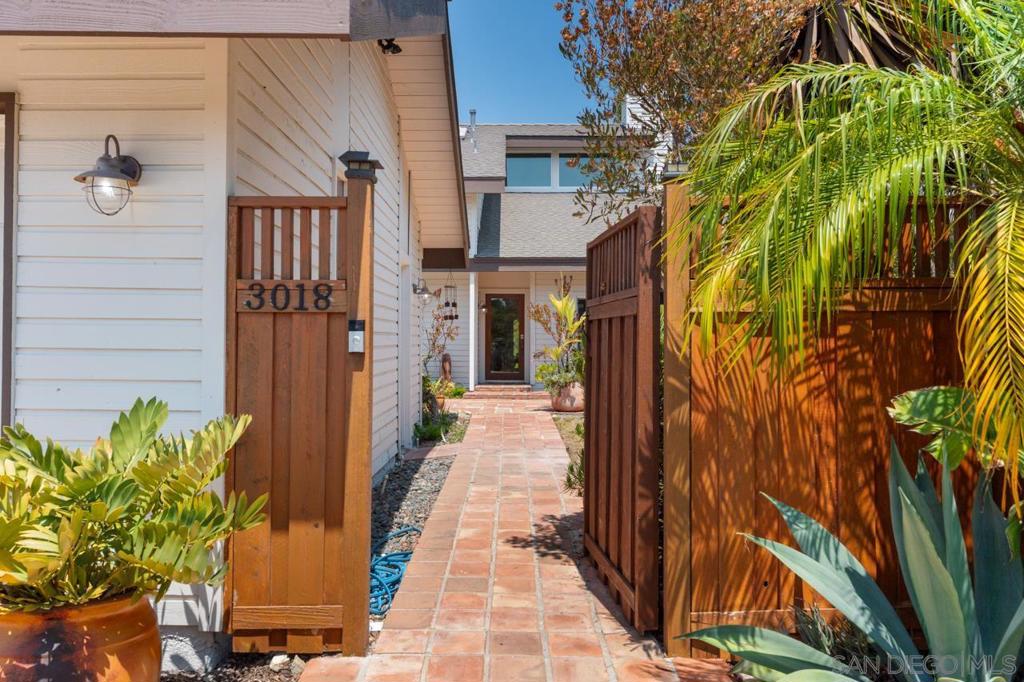 La Costa - Residential Lease