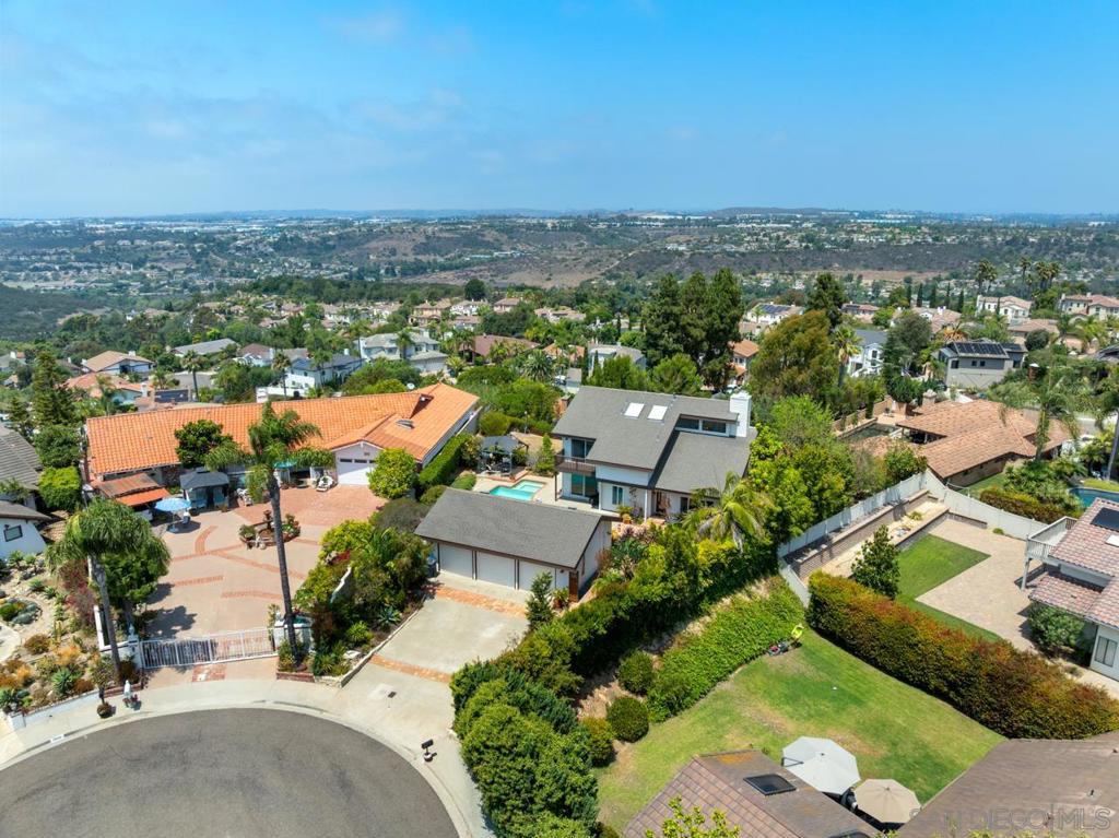La Costa - Residential Lease