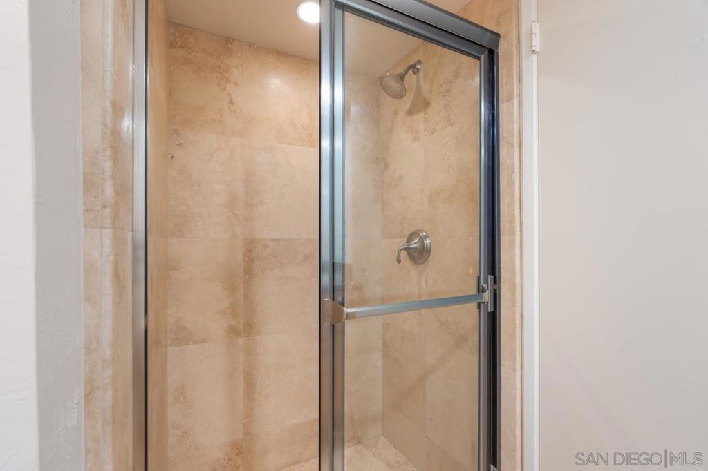 La Costa - Residential Lease