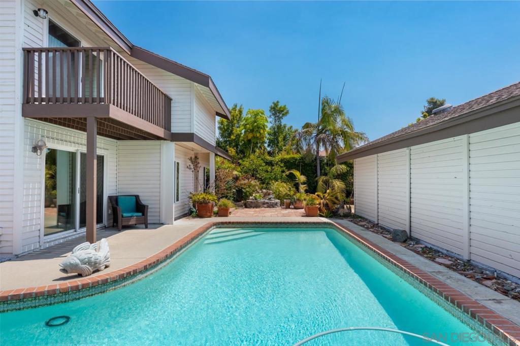 La Costa - Residential Lease