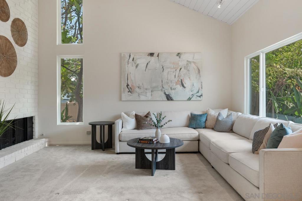 La Costa - Residential Lease