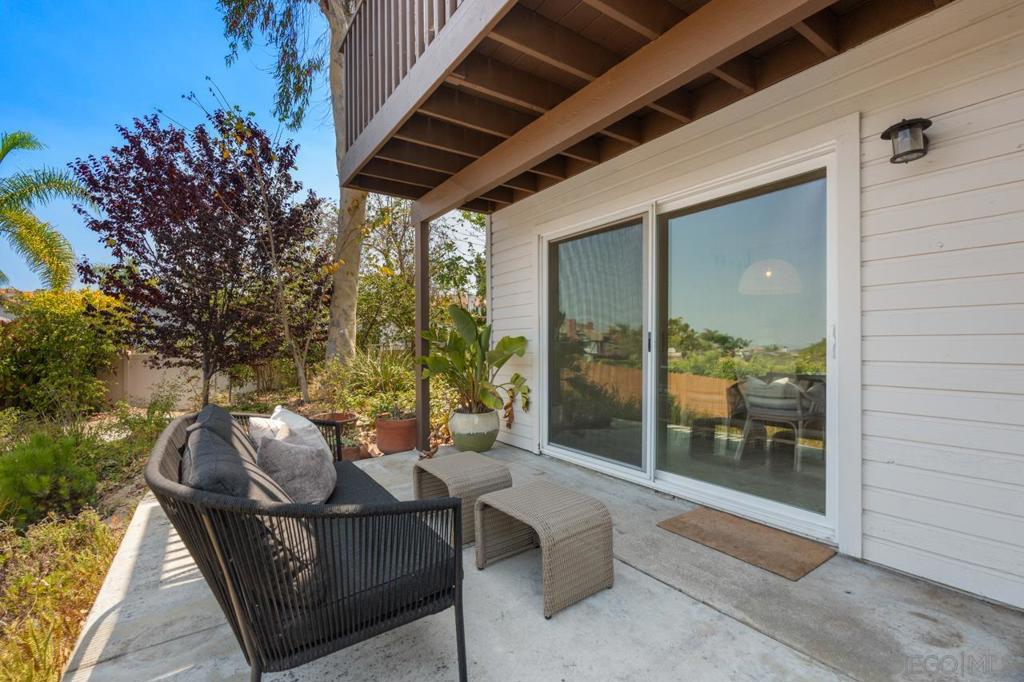 La Costa - Residential Lease