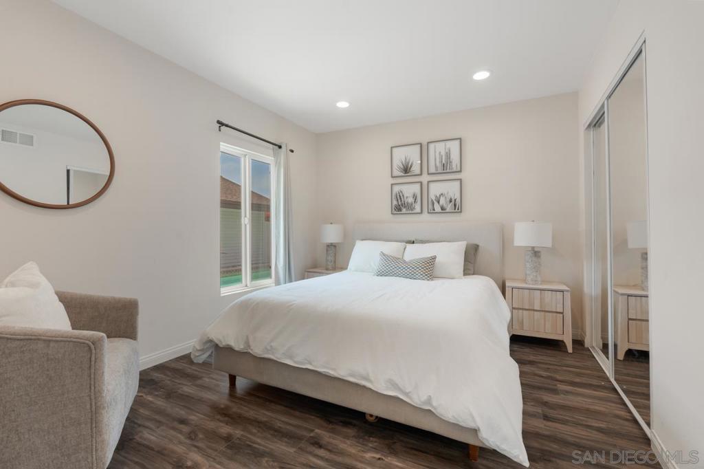 La Costa - Residential Lease