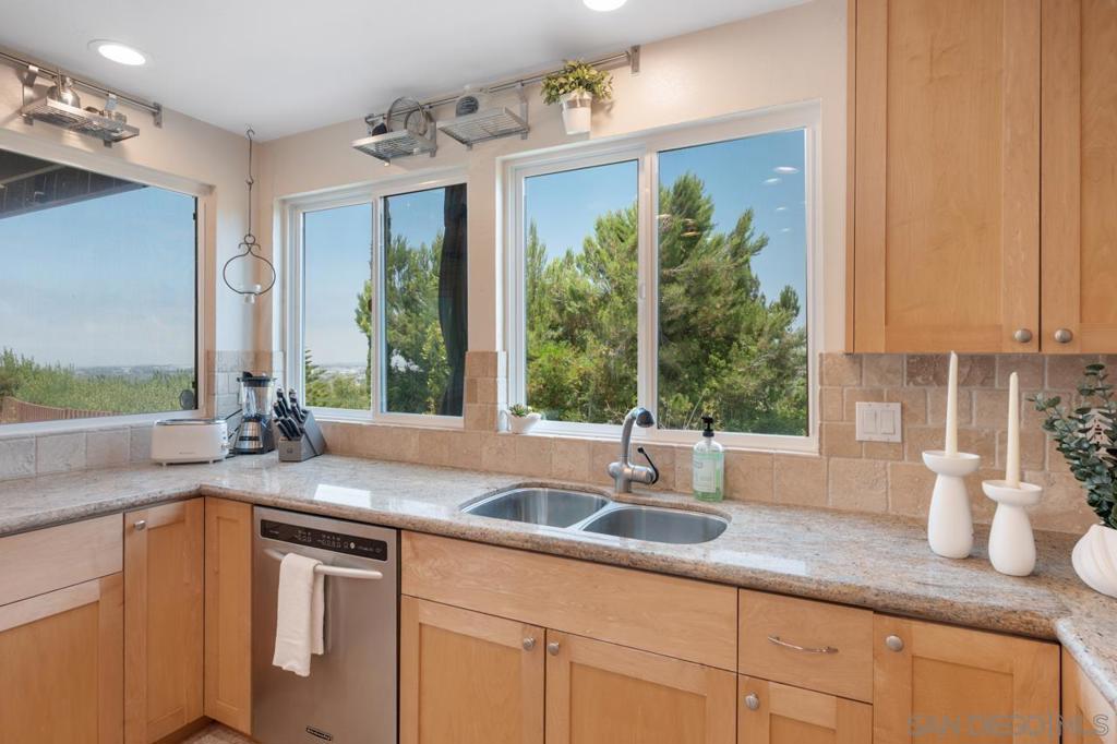 La Costa - Residential Lease