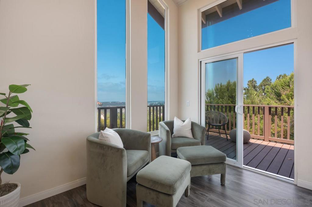 La Costa - Residential Lease