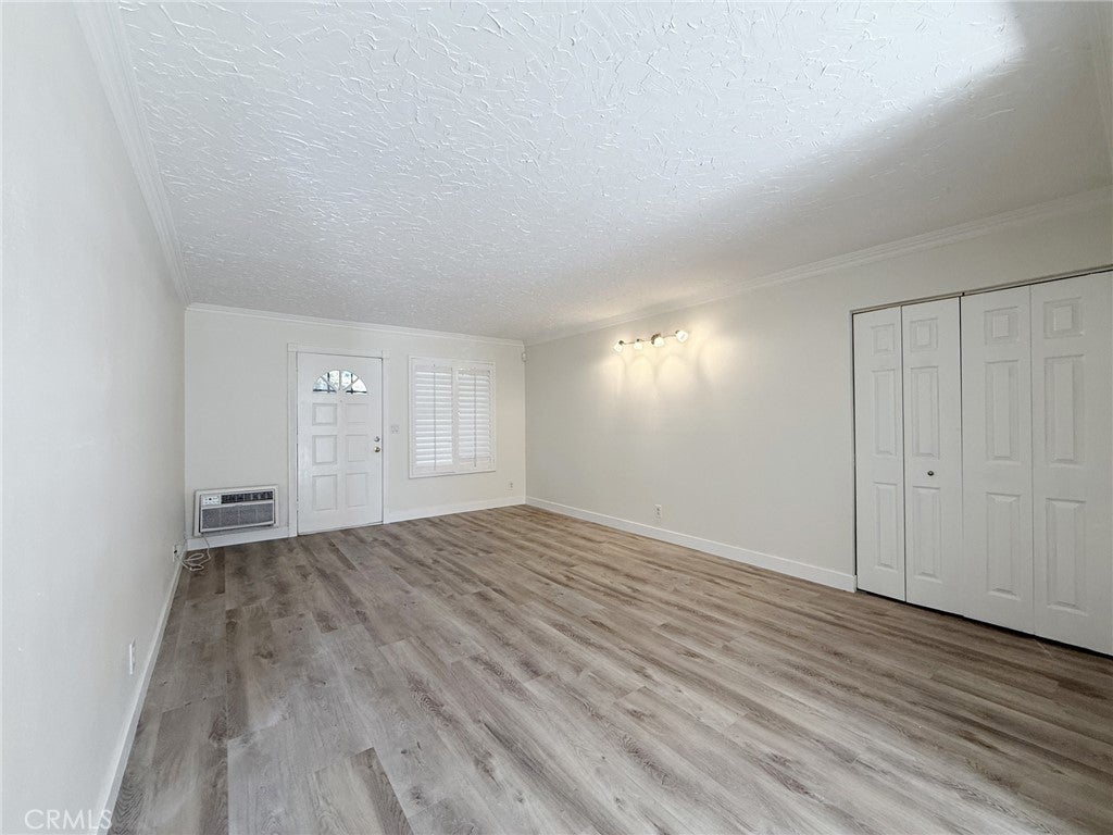 231 Springview
