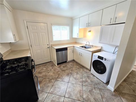 Tiny photo for 2608 Curtis Avenue #C, Redondo Beach, CA 90278 (MLS # SB25228589)