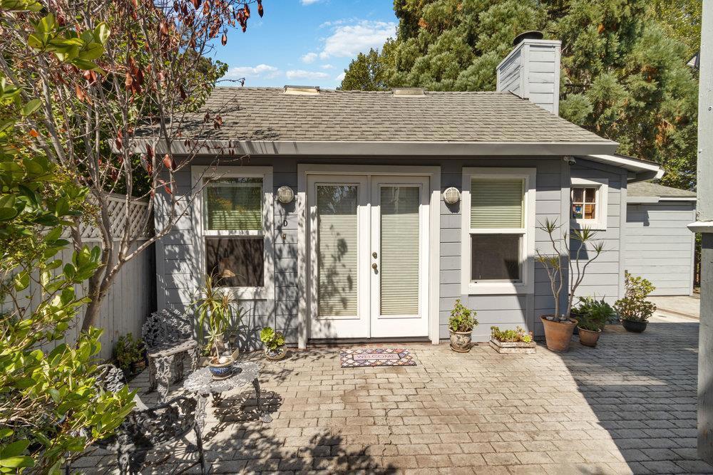 839 Riverside Avenue