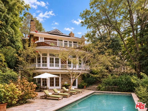 Photo of 2041 Mandeville Canyon Road, Los Angeles, CA 90049 (MLS # 26992705)
