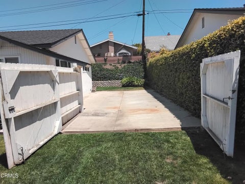Tiny photo for 4367 Sweetbriar Street, Ventura, CA 93003 (MLS # V1-37201)