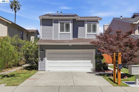Photo of 4773 Ridgewood Dr Dr, Fremont, CA 94555 (MLS # 41144745)