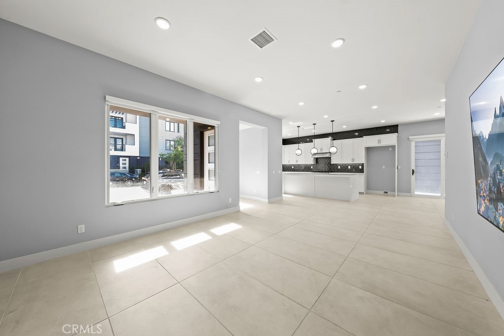 2091 Flight Way