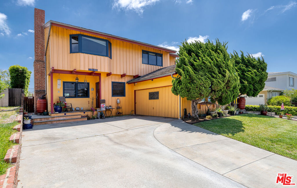10758 Molony Road