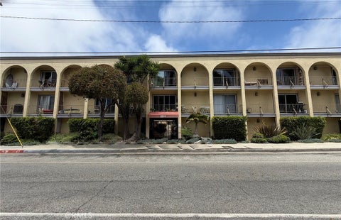 Photo of 2311 4th ST #221, Santa Monica, CA 90405 (MLS # GD26133539)