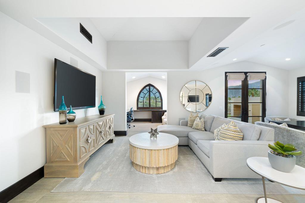 The Hideaway - Residential