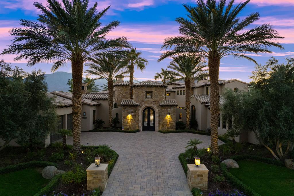 The Hideaway - Residential