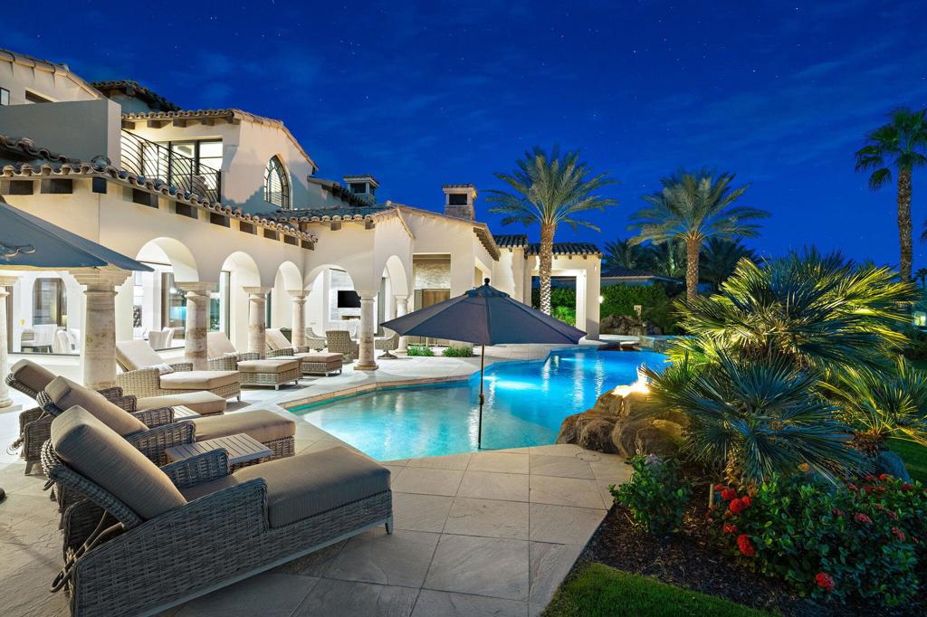 The Hideaway - Residential