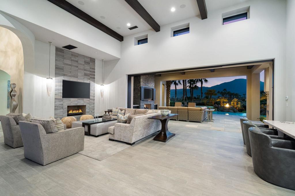 The Hideaway - Residential