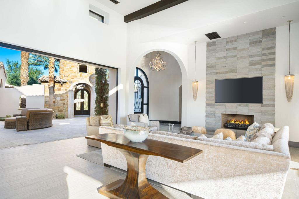 The Hideaway - Residential