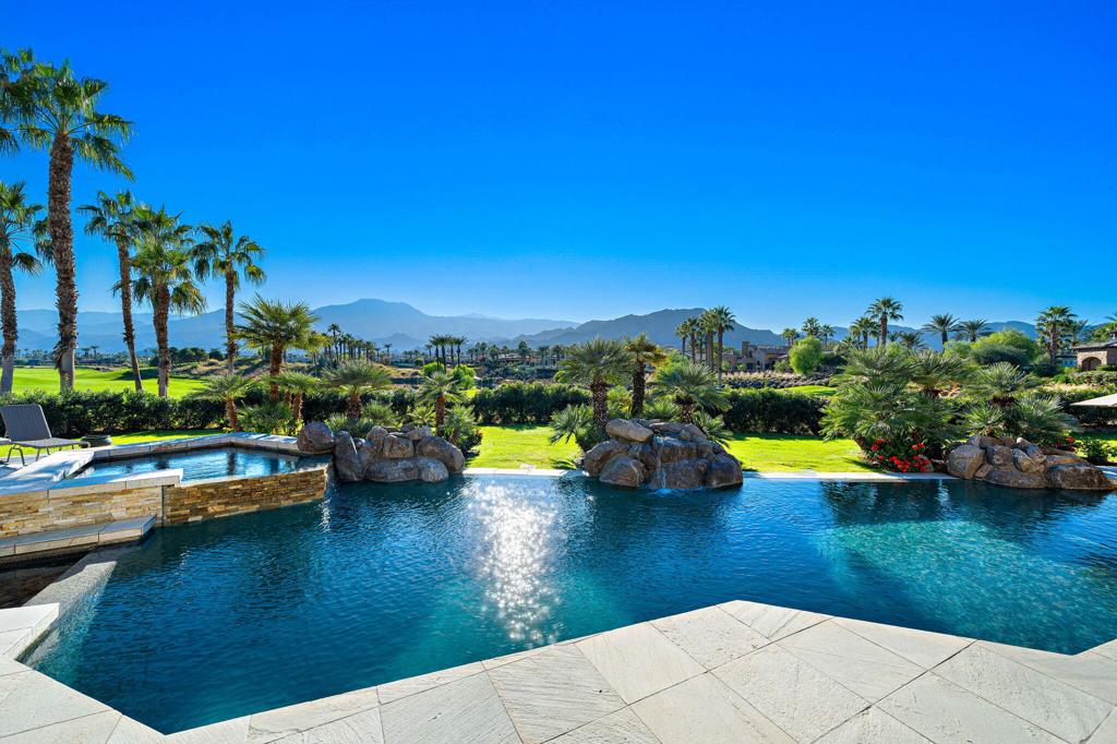 The Hideaway - Residential