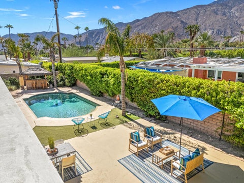 Photo of 1423 N Avenida Caballeros, Palm Springs, CA 92262 (MLS # 219154282PS)
