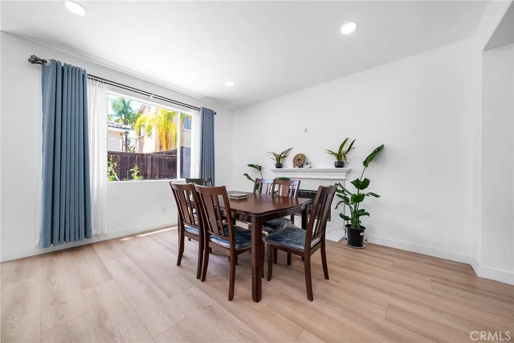 Rancho Cucamonga, California 91730, United States, 5 Bedrooms Bedrooms, ,3 BathroomsBathrooms,Residential,Active,147947