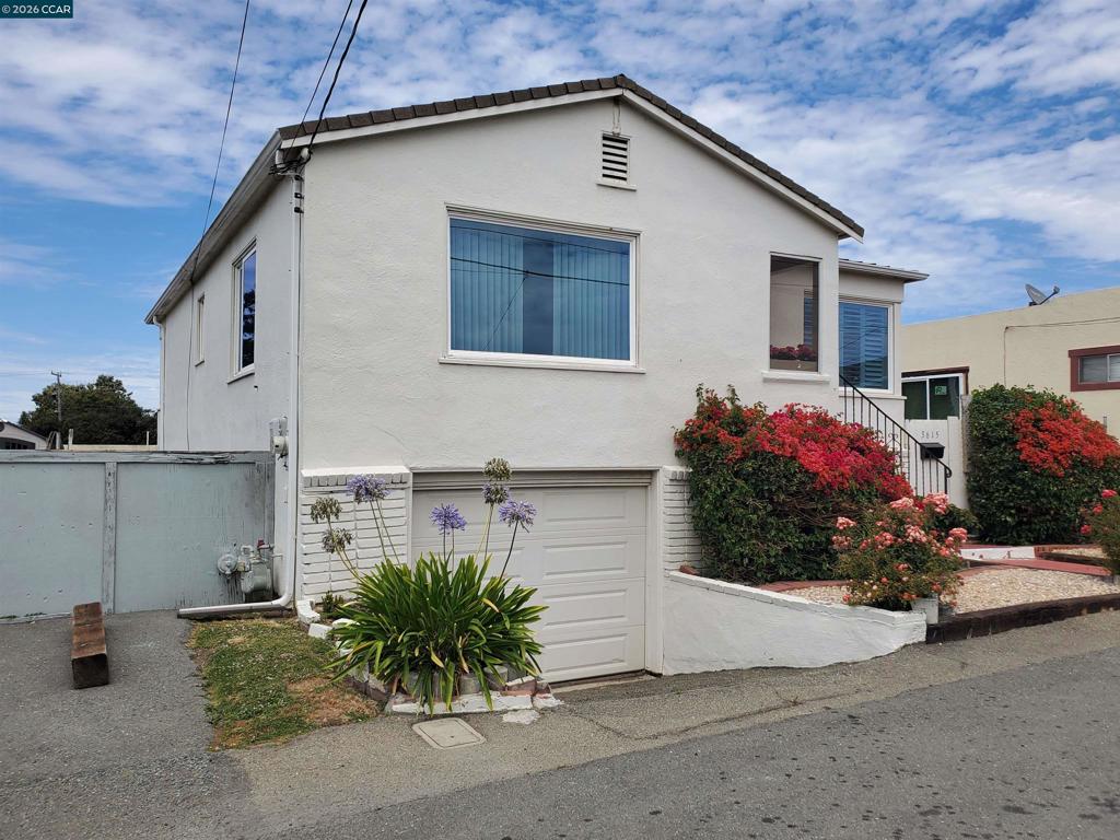 3615 Natalie Ct