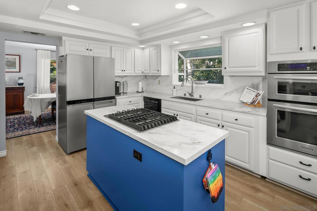 10575 Spruce Grove Ave