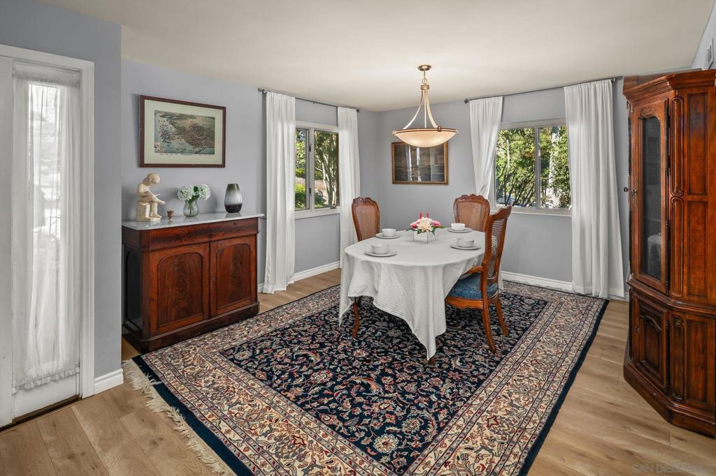 10575 Spruce Grove Ave