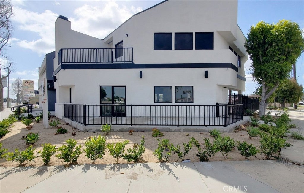 7744 Westminster