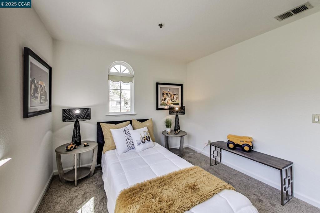 NEWPORT NORTH - Residential