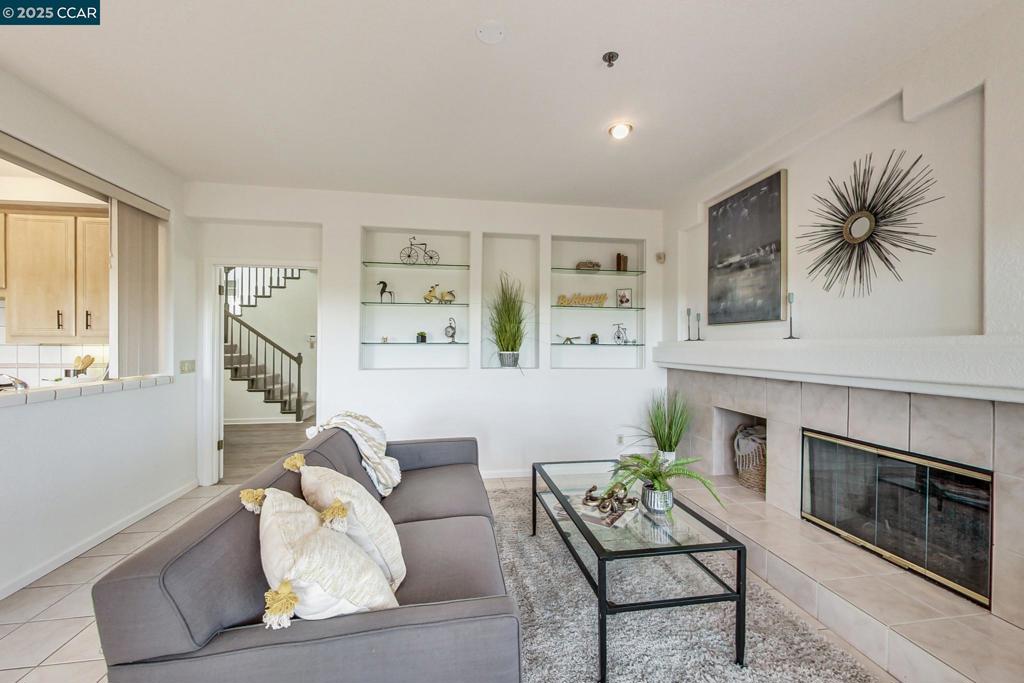 NEWPORT NORTH - Residential