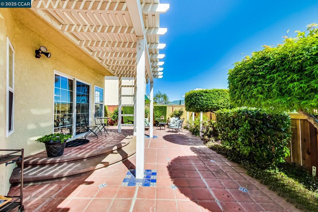 NEWPORT NORTH - Residential