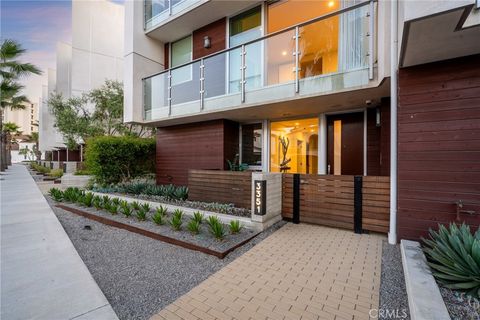 3351 Via Lido Newport Beach CA 92663