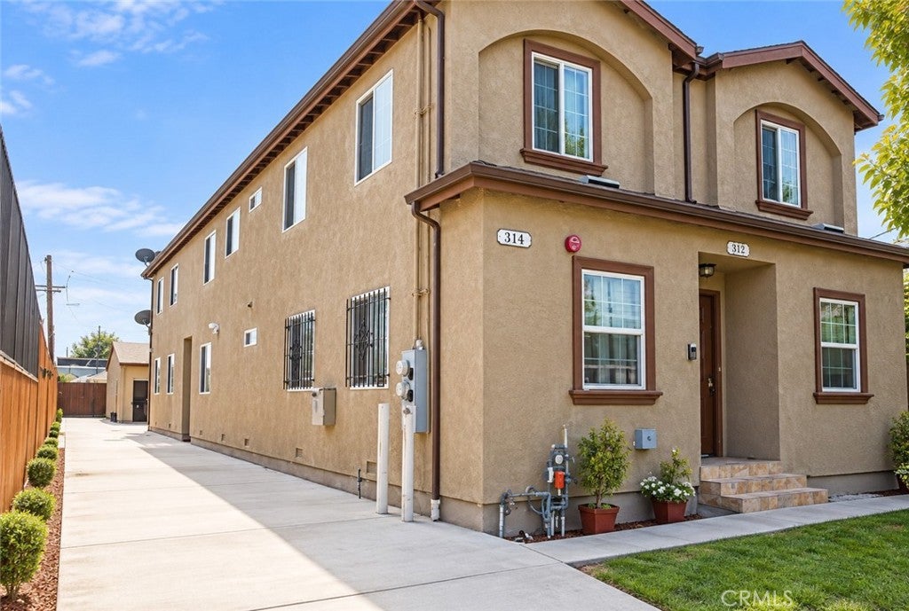 314 W 56th St