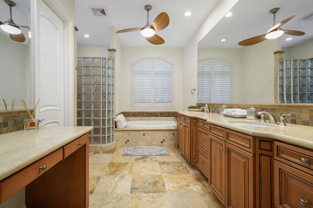 Rancho Santana - Residential