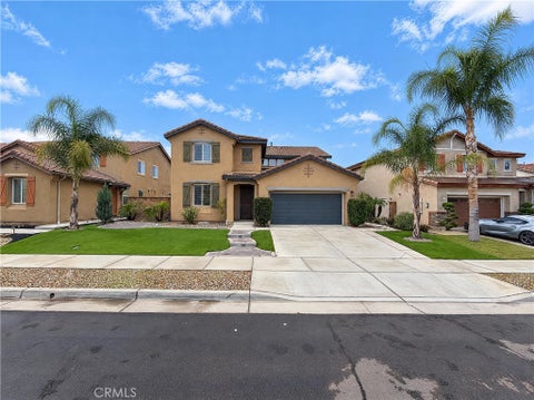 Photo of 31585 Chamise LN, Murrieta, CA 92563 (MLS # IV26229941)